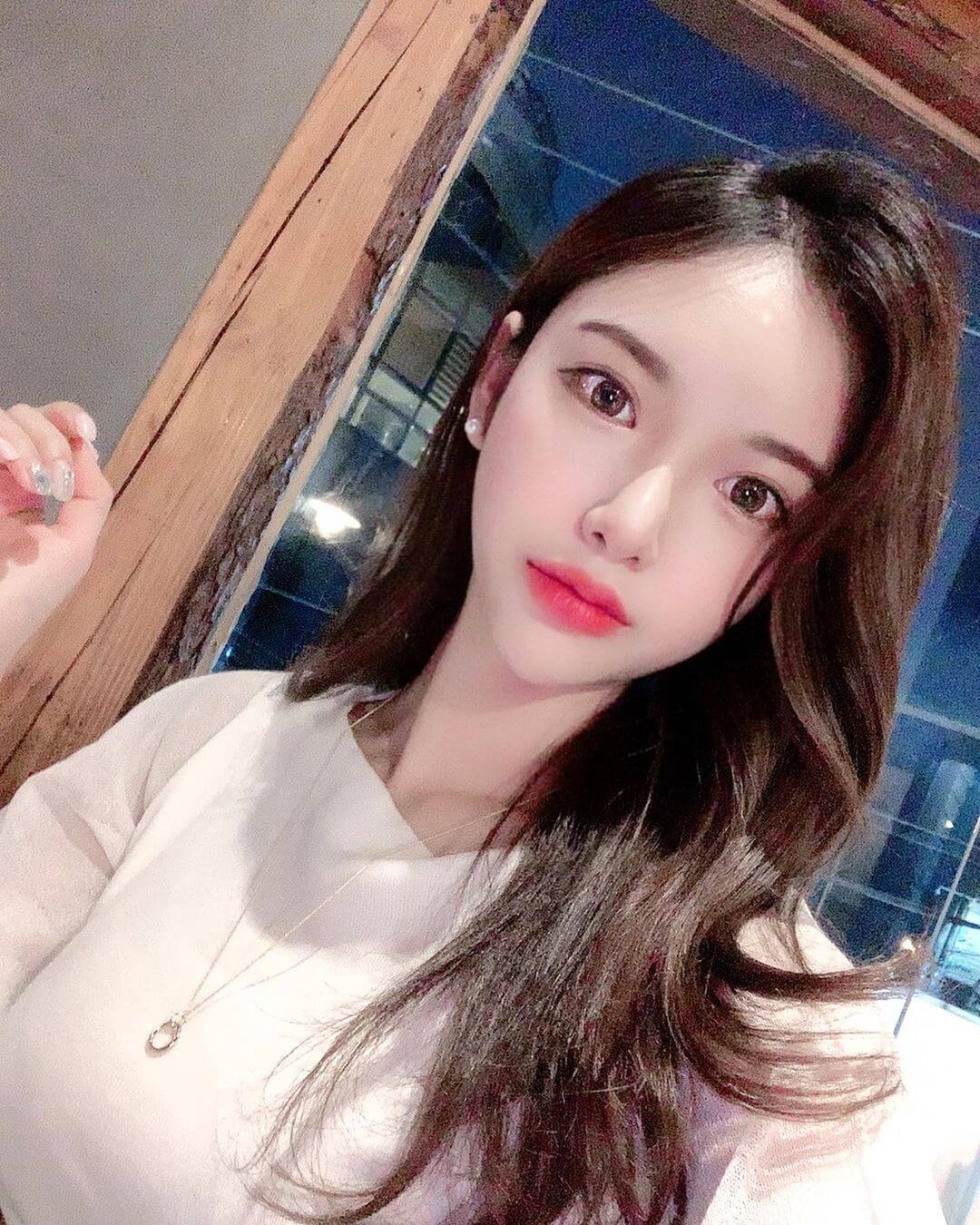 KL Sentral escort girl